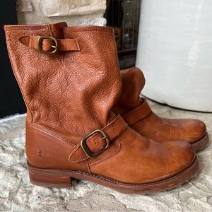 Frye Veronica Shortie Belted Combat Moto Leather Boots Cognac Rare
